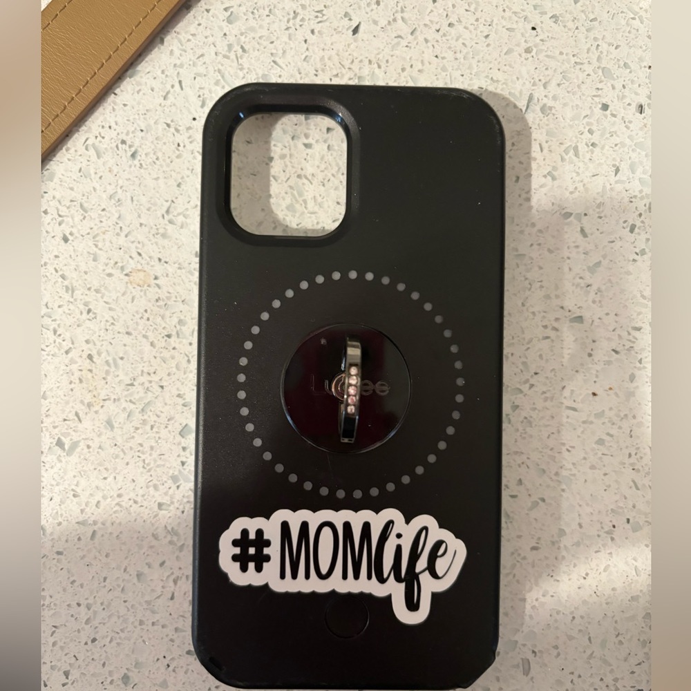 Me iPhone 12 Pro Max case with popsocket